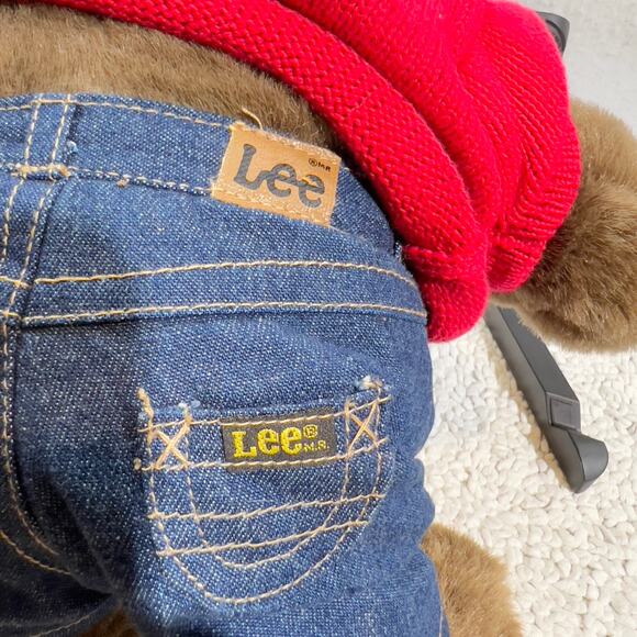 Lee Dungarees Jeans Happy Holidays Teddy Bear 12" x 10" Red Sweater Plush Soft - Picture 2 of 13